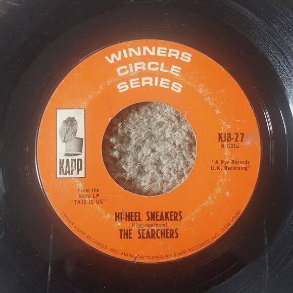 The Searchers - LOVE POTION NO 9/HI HEEL SNEAKERS 45' Vinyl Record PRE-OWNED - Picture 3 of 3